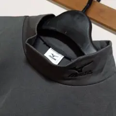 Mizuno グレー ハイネック長袖シャツ