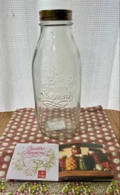 イタリア製・メタル蓋付きガラスジャー1000ml （スクエア型保存瓶）・新品のサムネイル