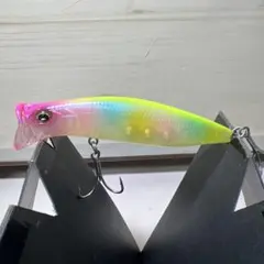 Item thumbnail for item e7b2b55b-82cb-456d-b398-6df815f8996f