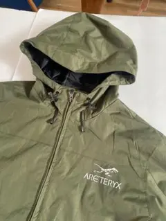 ARE’TERYX マウンテン ジャケット カーキ パロディ アール テリクス