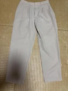 ユニクロ ベージュ カジュアルパンツ ウエストゴム