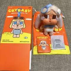 最新作　POPMART CRYBABY ぬいぐるみペンダント