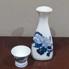 東峰 青い花模様 徳利とおちょこのセット