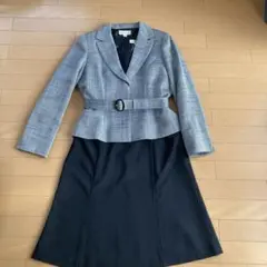 東京ソワール　COCCOLUSSI グレーと黒のチェック柄スーツセット13号