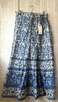 ◎新品　COTORICA 花柄ラップスカート　インド綿　フリーサイズのサムネイル