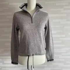 レディーストップスグレー ハイネック ジッパー