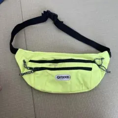 OUTDOOR PRODUCTボディバッグショルダーバッグネオンイエロー