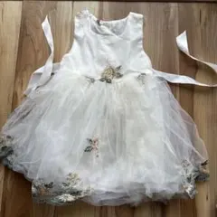 ホワイト 花柄刺繍 セレモニードレス　80cm