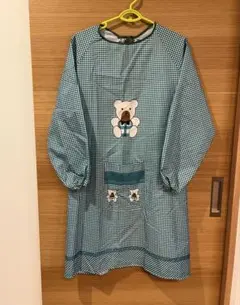 クマ柄、青白チェック 、割烹着エプロン