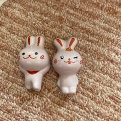 ウサギデザインの陶器製箸置き2個セット - メルカリ