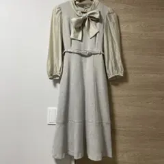 【最終価格】ジルスチュアート　リボン付きひざ丈ワンピース