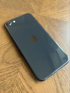 Apple iPhone SE 第2世代(SE2) ＊ヒビ割れは保護シールです！