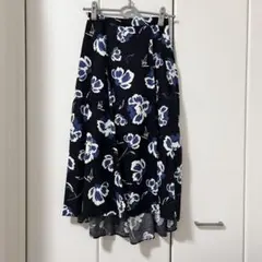 新品未使用タグ付き✨アズール　スカート　花柄 ミモレ丈　フレアスカート