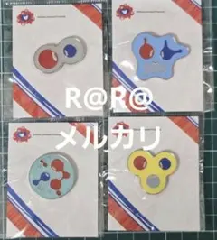 大阪万博 こみゃく ピンバッジ - メルカリ