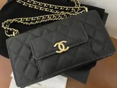 【CHANEL】貴重チェーンウォレット　キャビアスキン　ゴールド金具