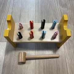 IKEA UPPSTA 知育玩具 木製ハンマー付きのサムネイル