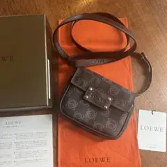 LOEWE アナグラム ショルダーバッグ　オールドロエベ　国内正規のサムネイル