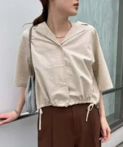 【新品】 willow リネン混ドロストクロップドシャツのサムネイル
