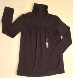 新品 UNIQLO ハイネック長袖トップス　ダークブラウン L