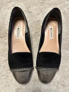 DIANA　フラットシューズ