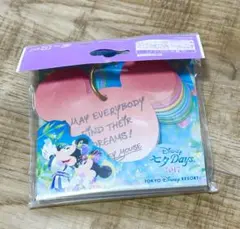 Item thumbnail for item 773de5b9-c990-41fe-b1ff-5d9500a5c7fc