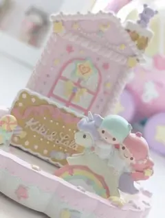 Item thumbnail for item d7c8cbf8-9ae5-4ec4-8bee-89f063cb478b