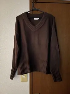 美品　LEPSIM5ゲージアンゴラMIXーVネック　ダークブラウン