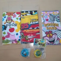 ディズニー オールスターカラフル ミニタオル 丸ライト キーホルダー ミニオンズ