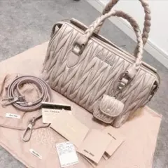 美品】MIU MIU マテラッセ チェーンショルダーバッグ 5BD138 - メルカリ