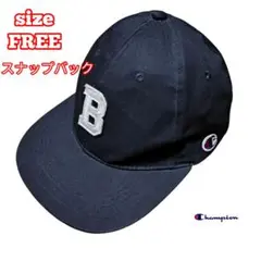 Champion 黒 スナップバックキャップ