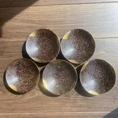 【新品未使用】有田焼 陶器皿5枚セット 黒吹金色装飾 直径16cm 深さ3cm