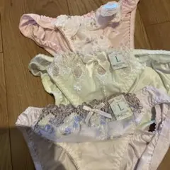 リボン付き刺繍デザインショーツ Lサイズ