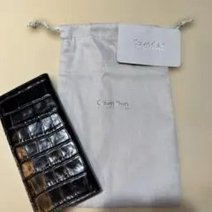 【新品未使用】カルバンクライン　カードケース✴︎ユニセックス✴︎牛革型押し