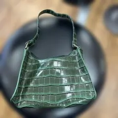 エナメル バッグ クロコダイル型押し風 ミニハンドバッグ グリーン