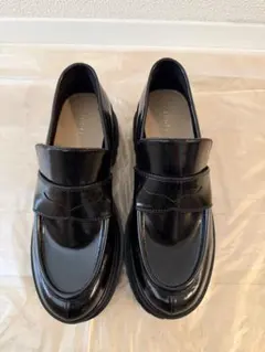 SNIDEL Vibramコラボローファー 厚底のサムネイル
