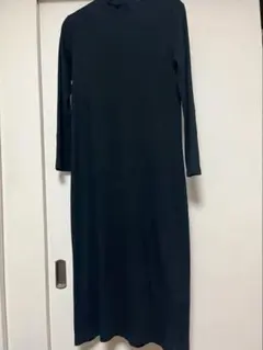 ZARAワンピース黒