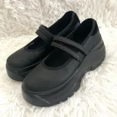 【新品未使用】ZARA 厚底ストラップシューズ ブラック 35のサムネイル