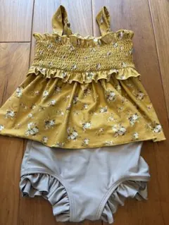 花柄マスタードイエロー 水着　100cm