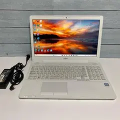 快速SSD256GB☆美しいゴールドノートパソコン♪第7世代！カメラ！Win11