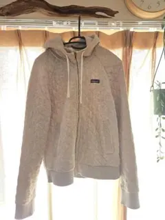 Patagonia オーガニックコットン パーカー 生成り - メルカリ