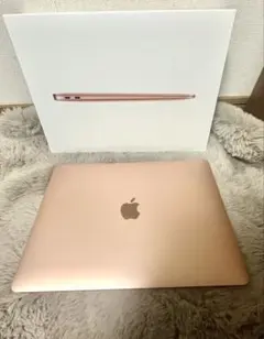 Apple M1チップ搭載13インチMacBook Air
