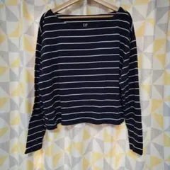 GAP ネイビーとホワイトストライプ 長袖カットソー