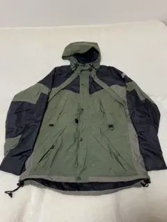 【珍品】 THE NORTH FACE マウンテンパーカー　テック系 ギミック多