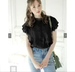 【新品未使用】グレイル GRL レースブラウス[on029] 黒　ブラックのサムネイル