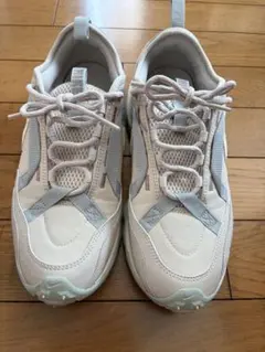 NIKE スニーカー ベージュ系