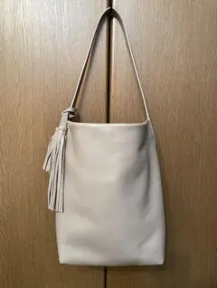 LAZY SUSAN ワンショルダー　バケットバッグのサムネイル