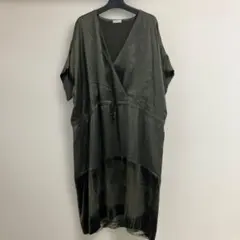 【BRUNELLO CUCINELLI】ワンピース カーキ ブルネロクチネリ　Mのサムネイル