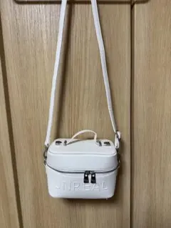 GYDAホワイト ショルダーバッグのサムネイル