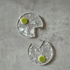 sAn YU-Uコラボ ピアス　ピスタチオ