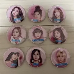TWICE 缶バッジセット